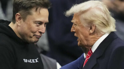 Donald Trump ii declara razboi...