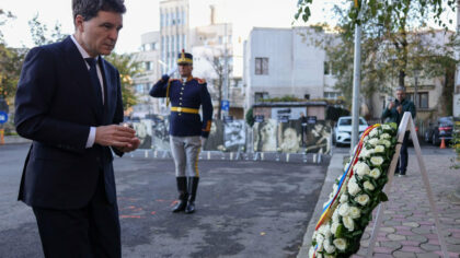 Nicusor Dan, reactie la 10...